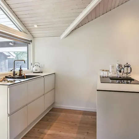 Holiday home Ubbe - 800m From The Sea In Western Jutland By Interhome