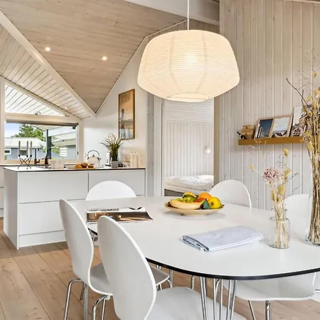 Holiday home Ubbe - 800m From The Sea In Western Jutland By Interhome Fano