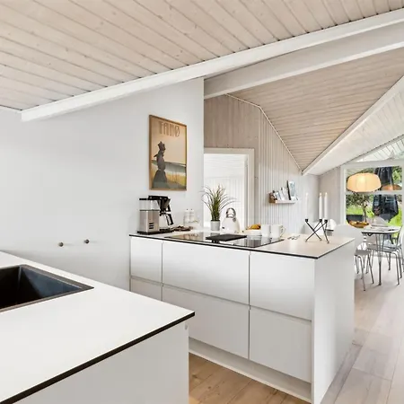 Ubbe - 800m From The Sea In Western Jutland By Interhome *